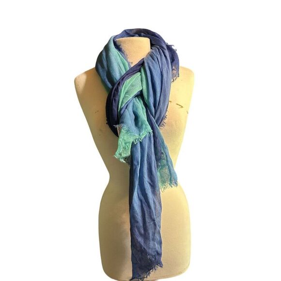 Blue Pacific Cashmere & Silk Scarf Blue/Green One Size Fits Most Made In Spain - Picture 2 of 4